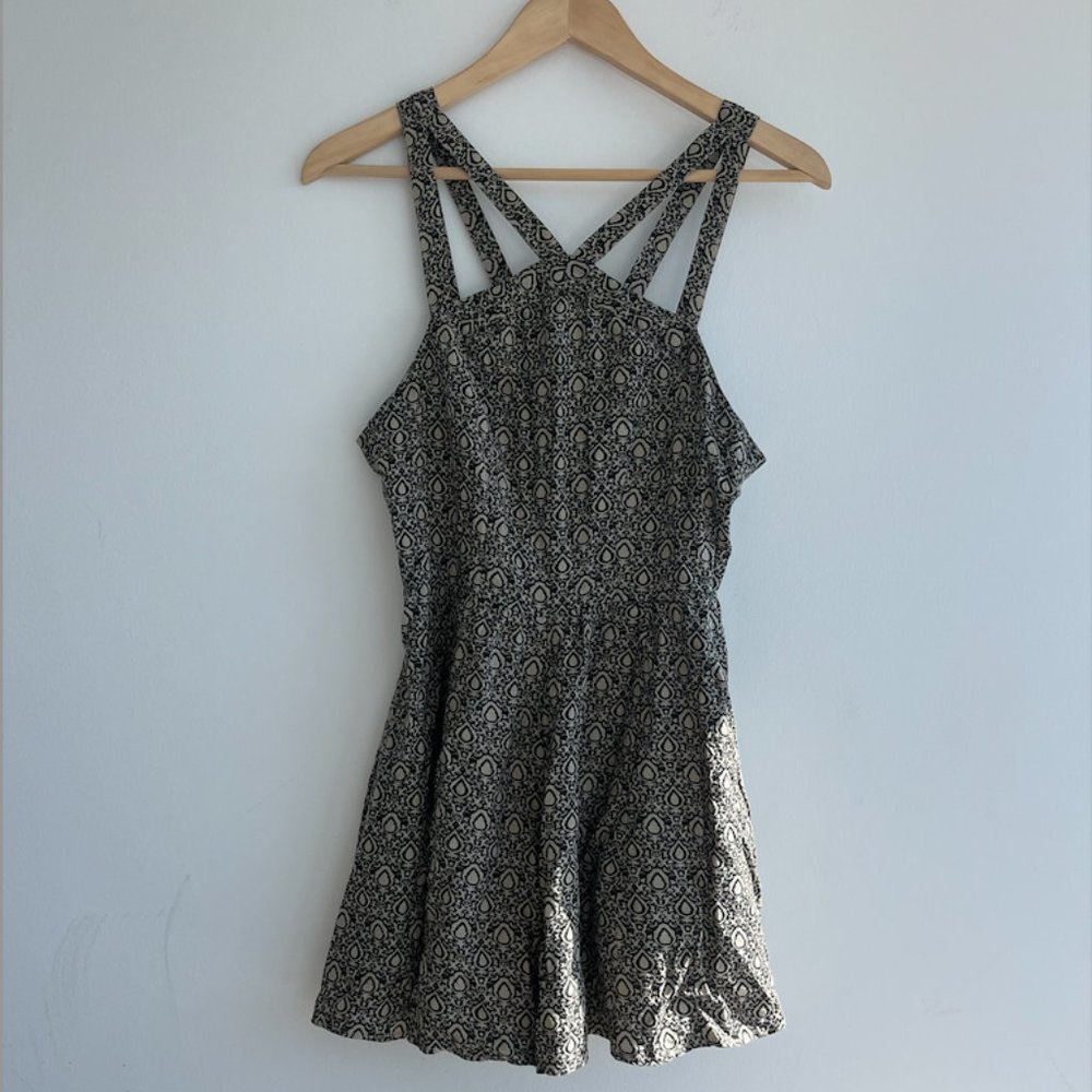 Linen Summer Romper- Women's 4